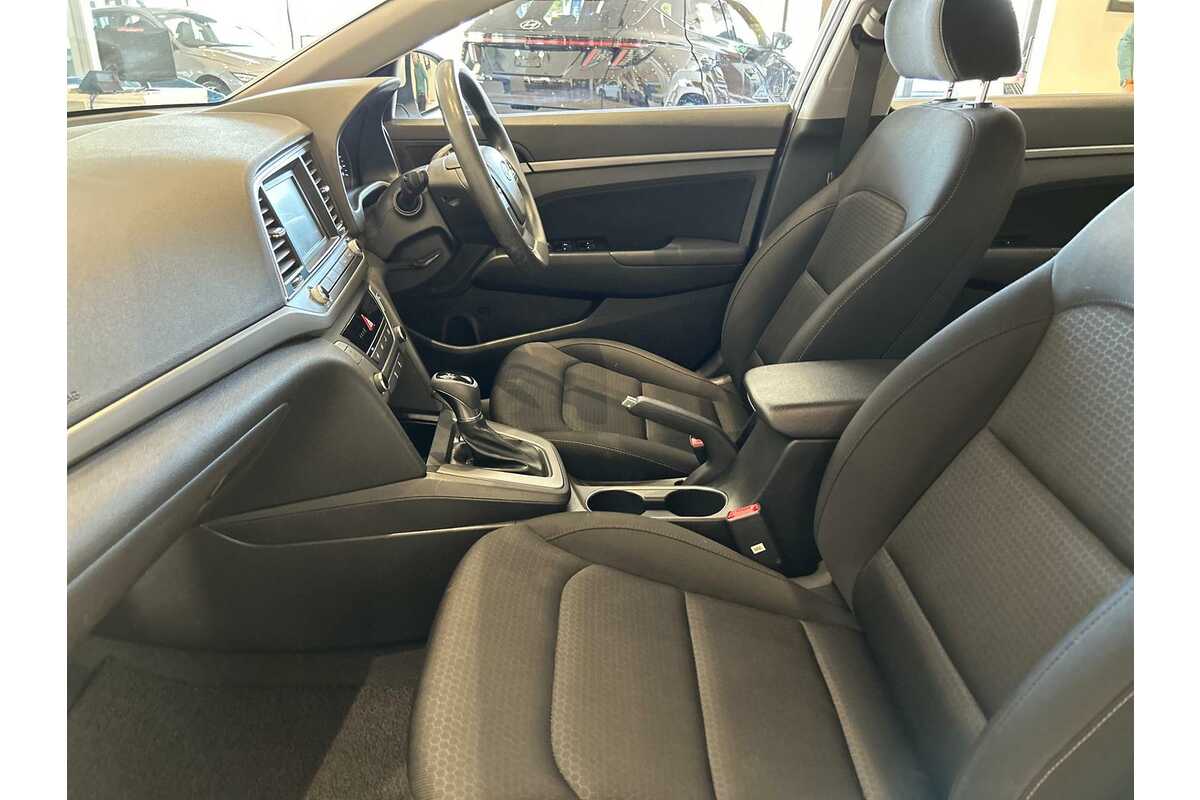 2018 Hyundai Elantra Active AD