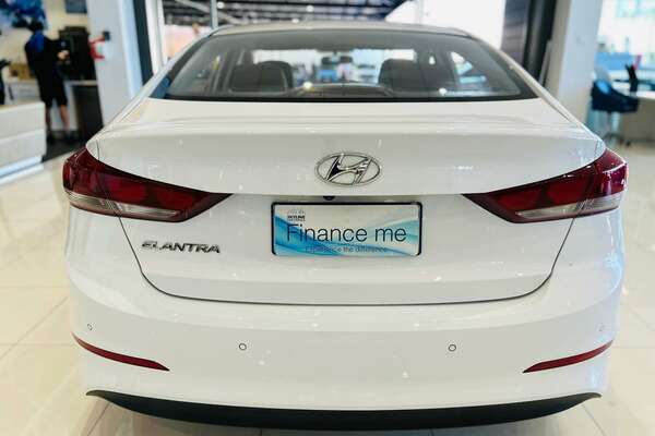 2018 Hyundai Elantra Active AD