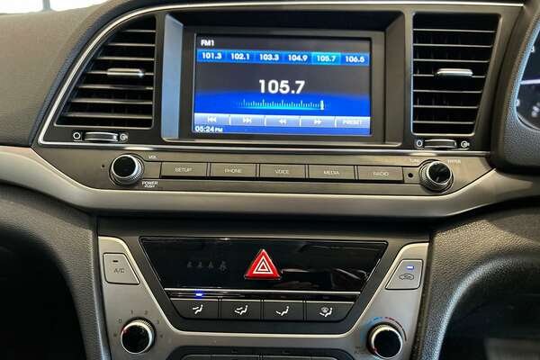 2018 Hyundai Elantra Active AD