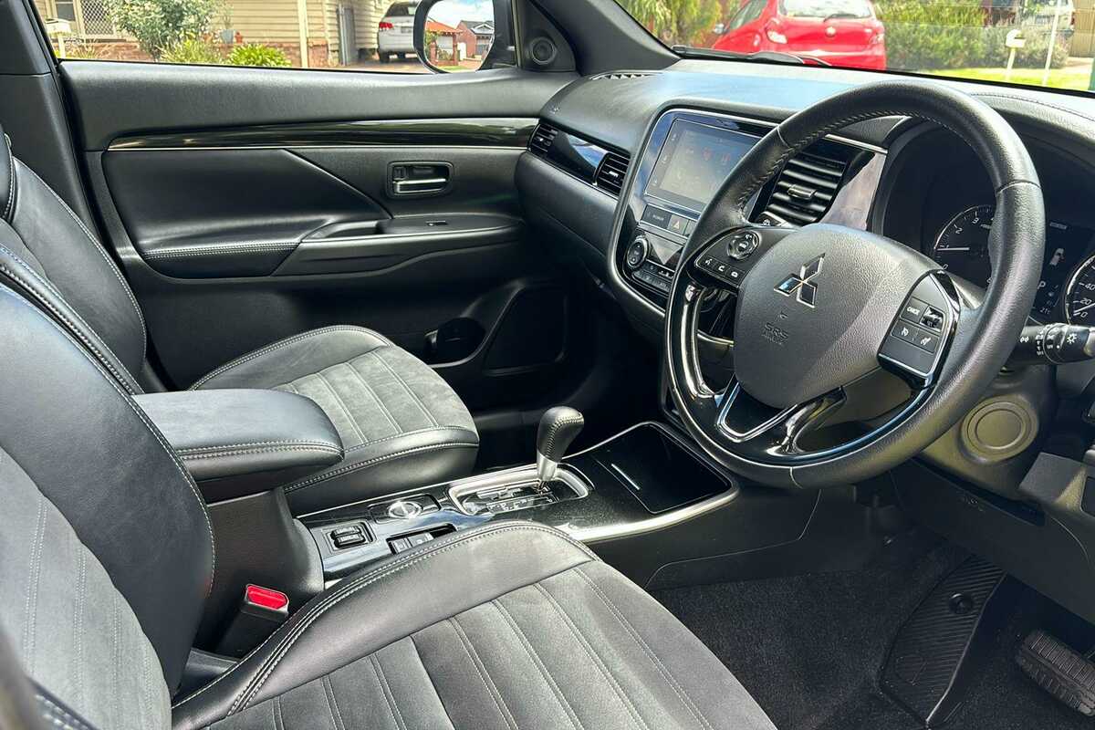 2018 Mitsubishi Outlander Black Edition ZL