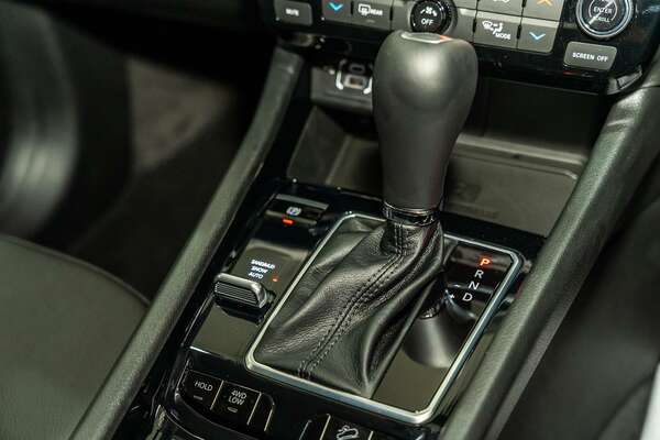 2022 Jeep Compass Limited M6