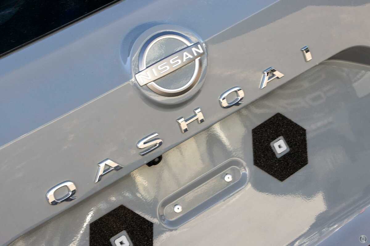 2023 Nissan QASHQAI ST+ J12