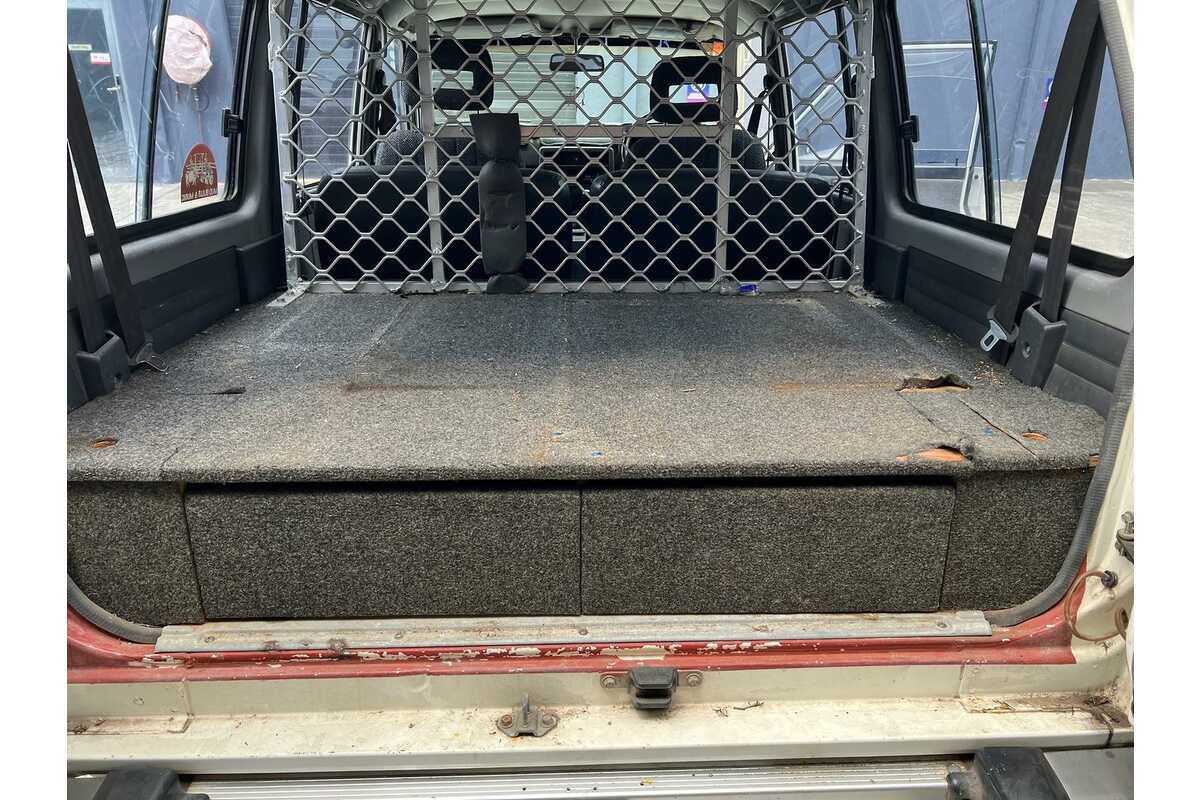 1988 Nissan Patrol ST GQ