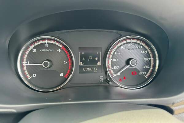 2023 Mitsubishi Triton GLX MR