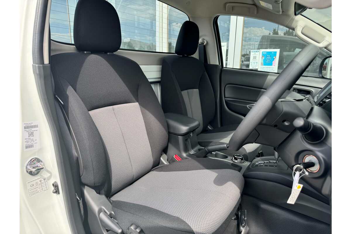2023 Mitsubishi Triton GLX MR