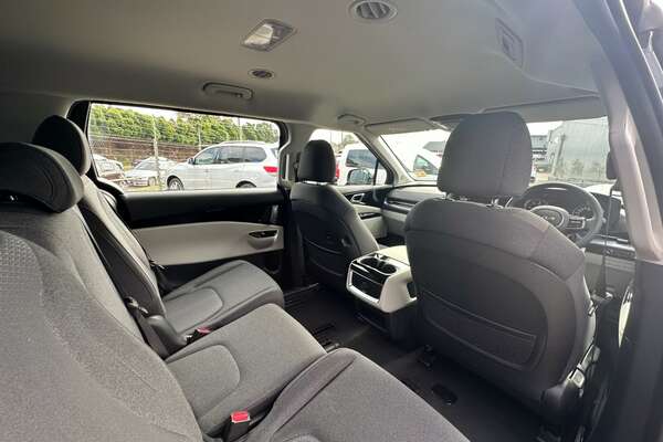 2023 Kia Carnival Si KA4