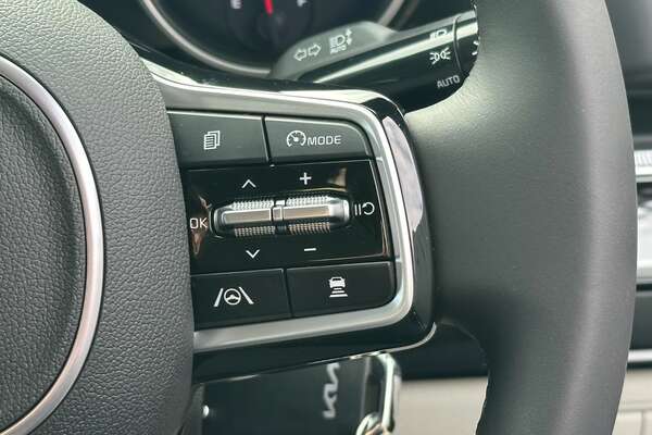 2023 Kia Carnival Si KA4