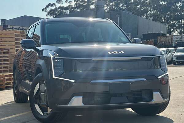2023 Kia EV9 Air MV