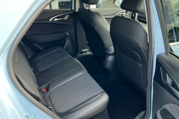 2023 GWM Ora Standard Range ES11