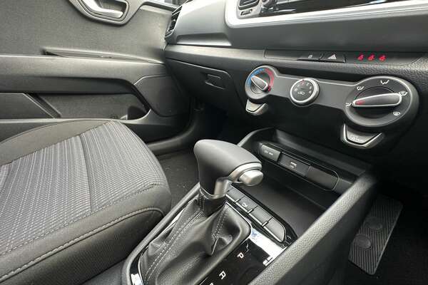 2023 Kia Stonic Sport YB