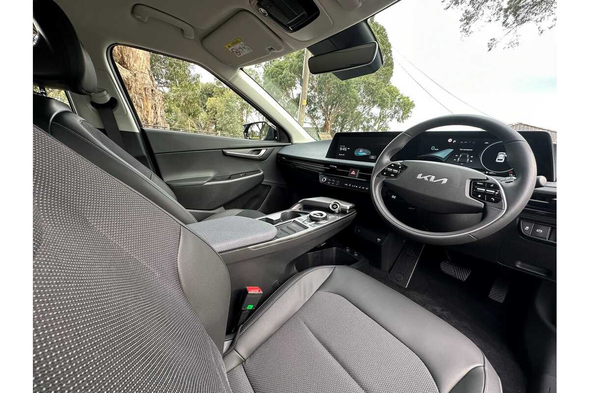 2023 Kia EV6 Air CV