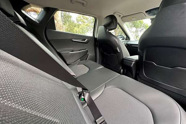 2023 Kia EV6 Air CV