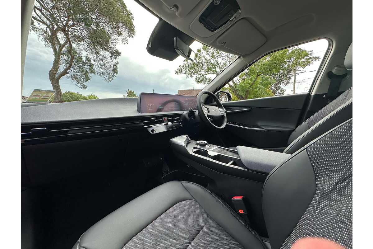 2023 Kia EV6 Air CV