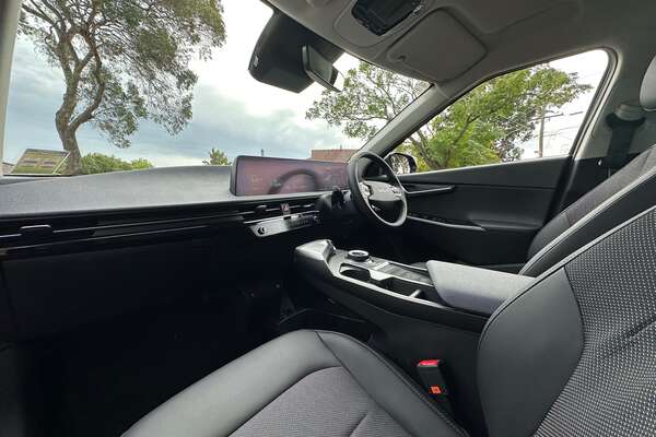 2023 Kia EV6 Air CV