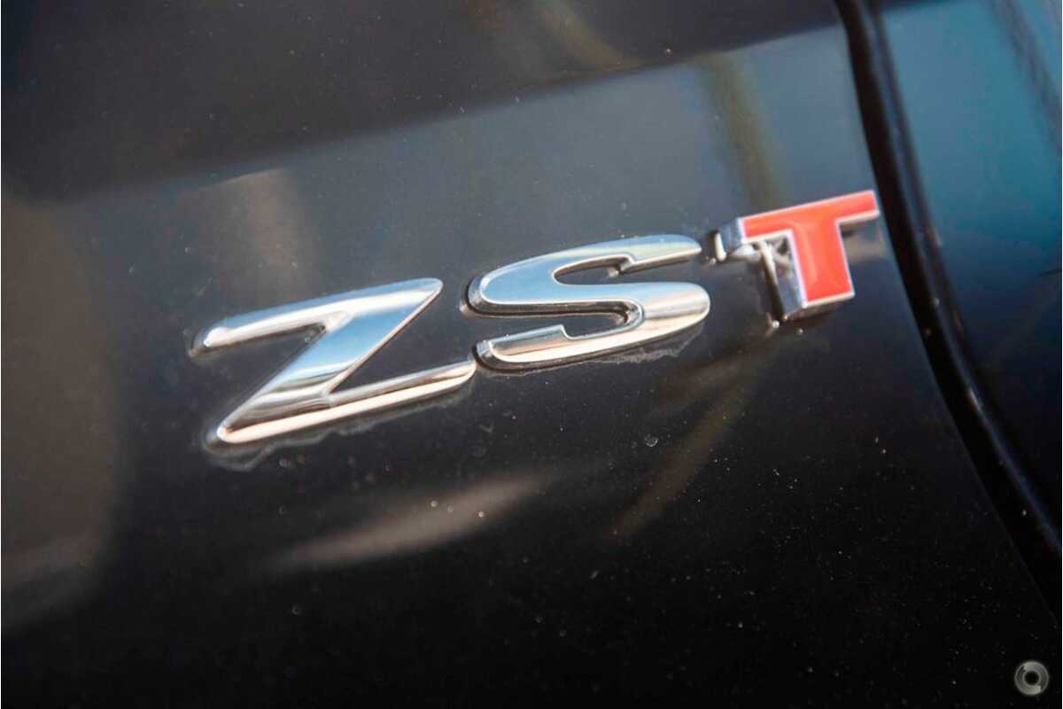 2023 MG ZST Excite S13