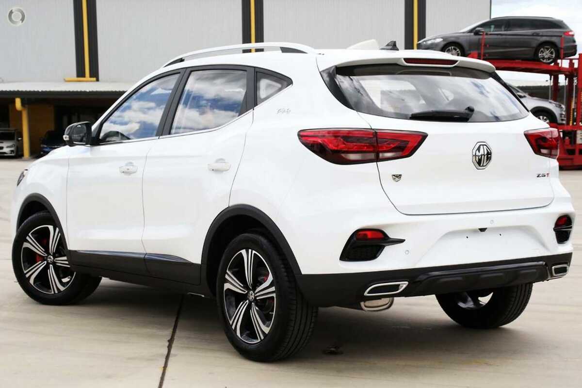 2023 MG ZST Excite S13