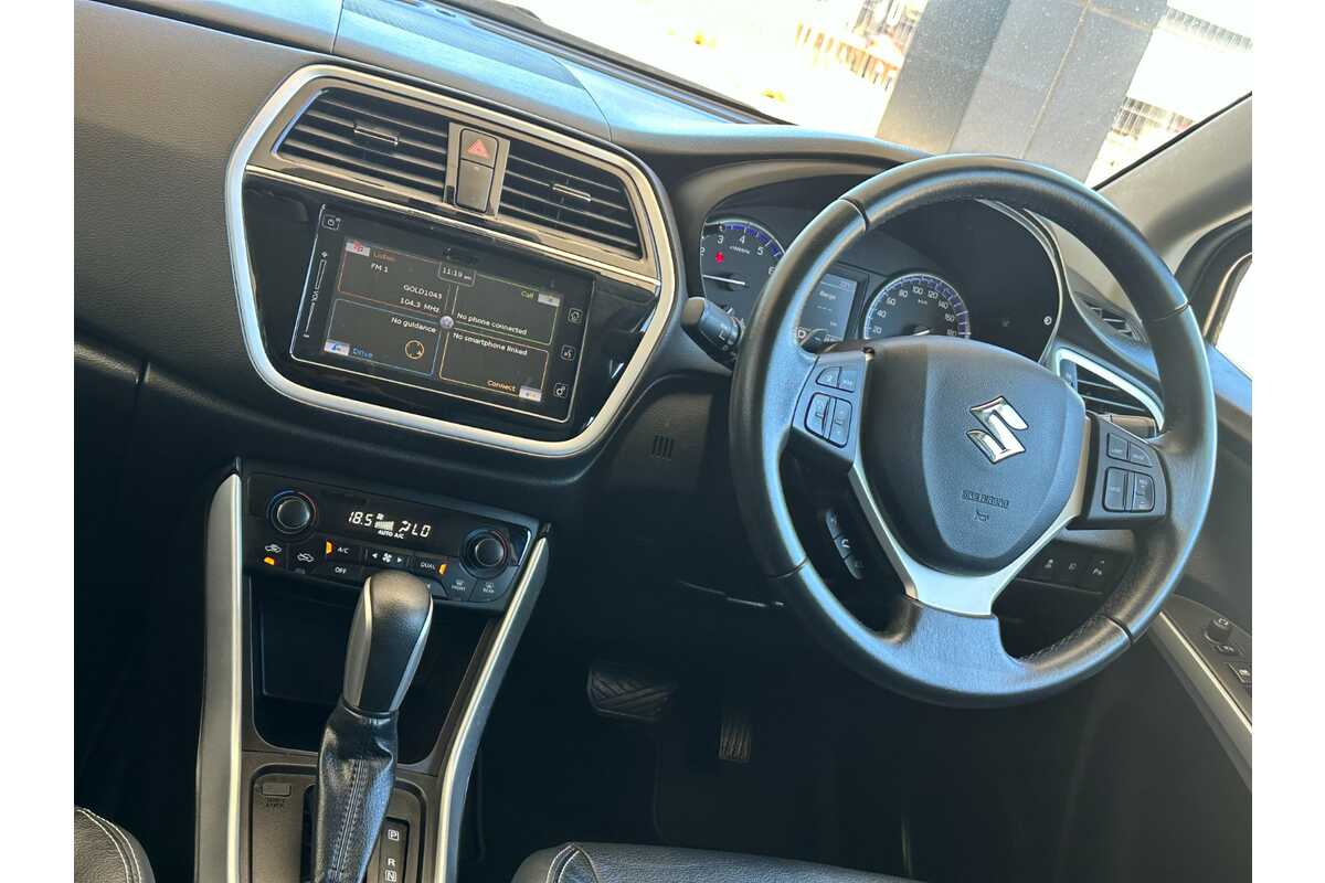 2018 Suzuki S-cross TURBO JY