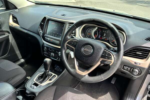 2015 Jeep Cherokee LONGITUDE KL MY15