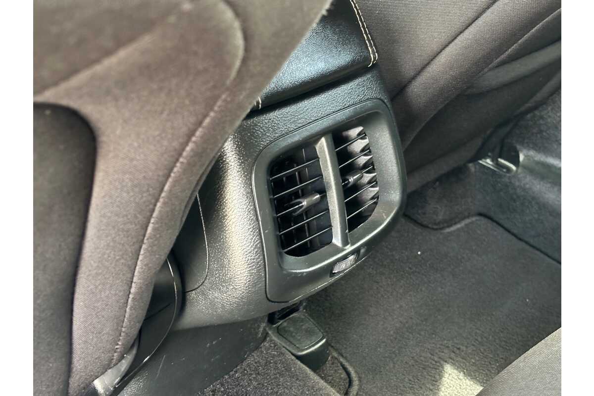 2015 Jeep Cherokee LONGITUDE KL MY15