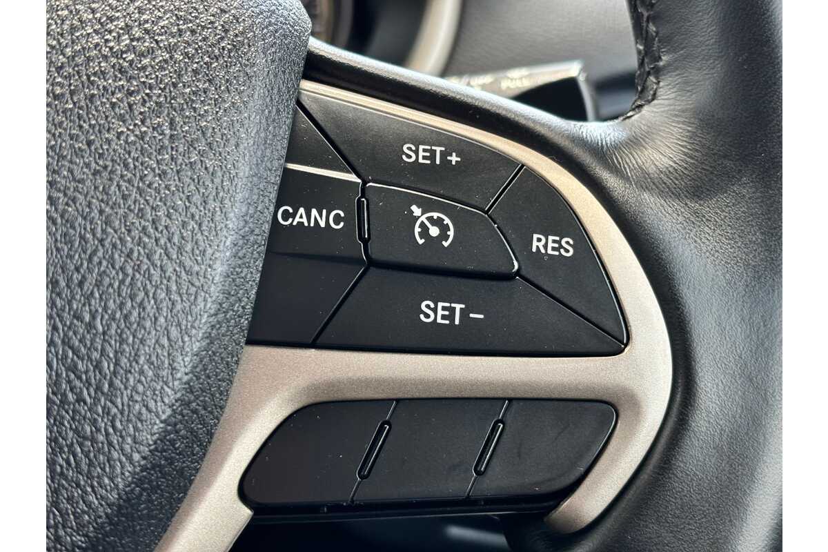 2015 Jeep Cherokee LONGITUDE KL MY15