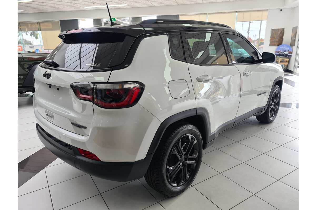 2023 Jeep Compass Night Eagle M6