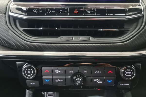 2023 Jeep Compass Night Eagle M6