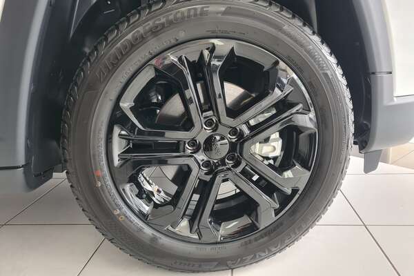 2023 Jeep Compass Night Eagle M6