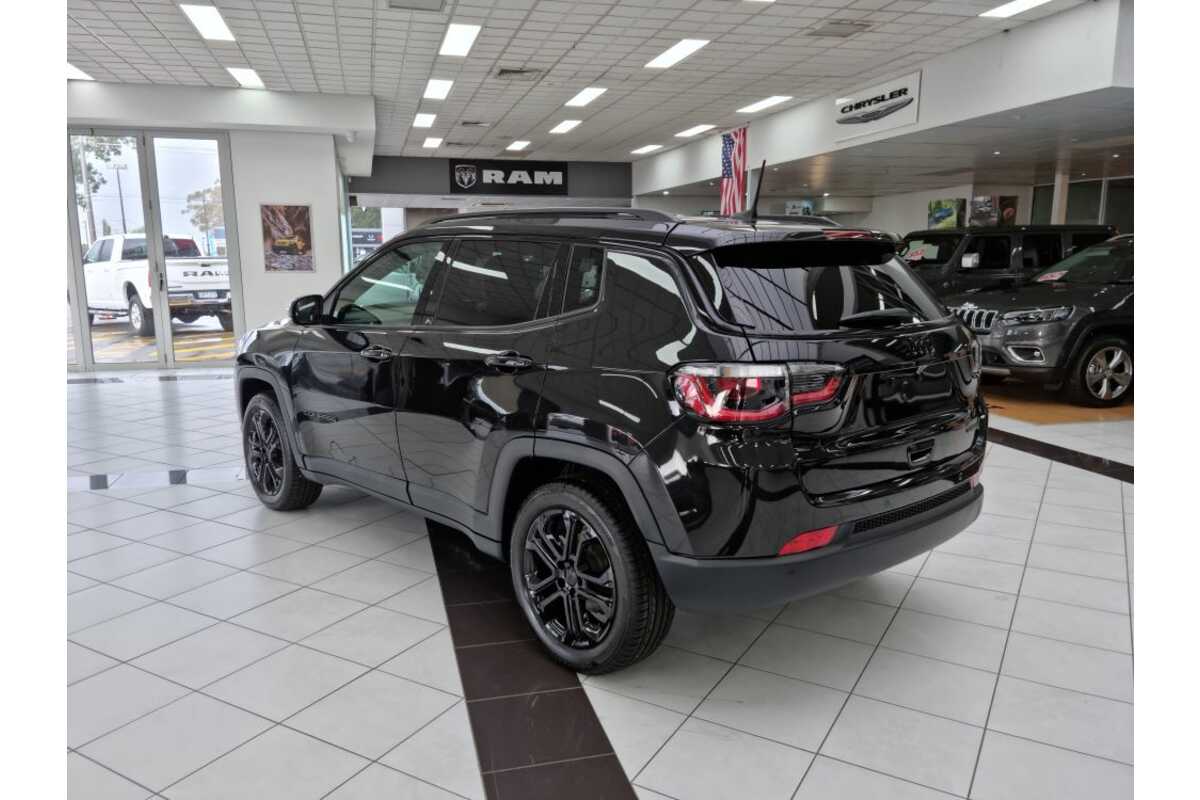 2023 Jeep Compass Night Eagle M6
