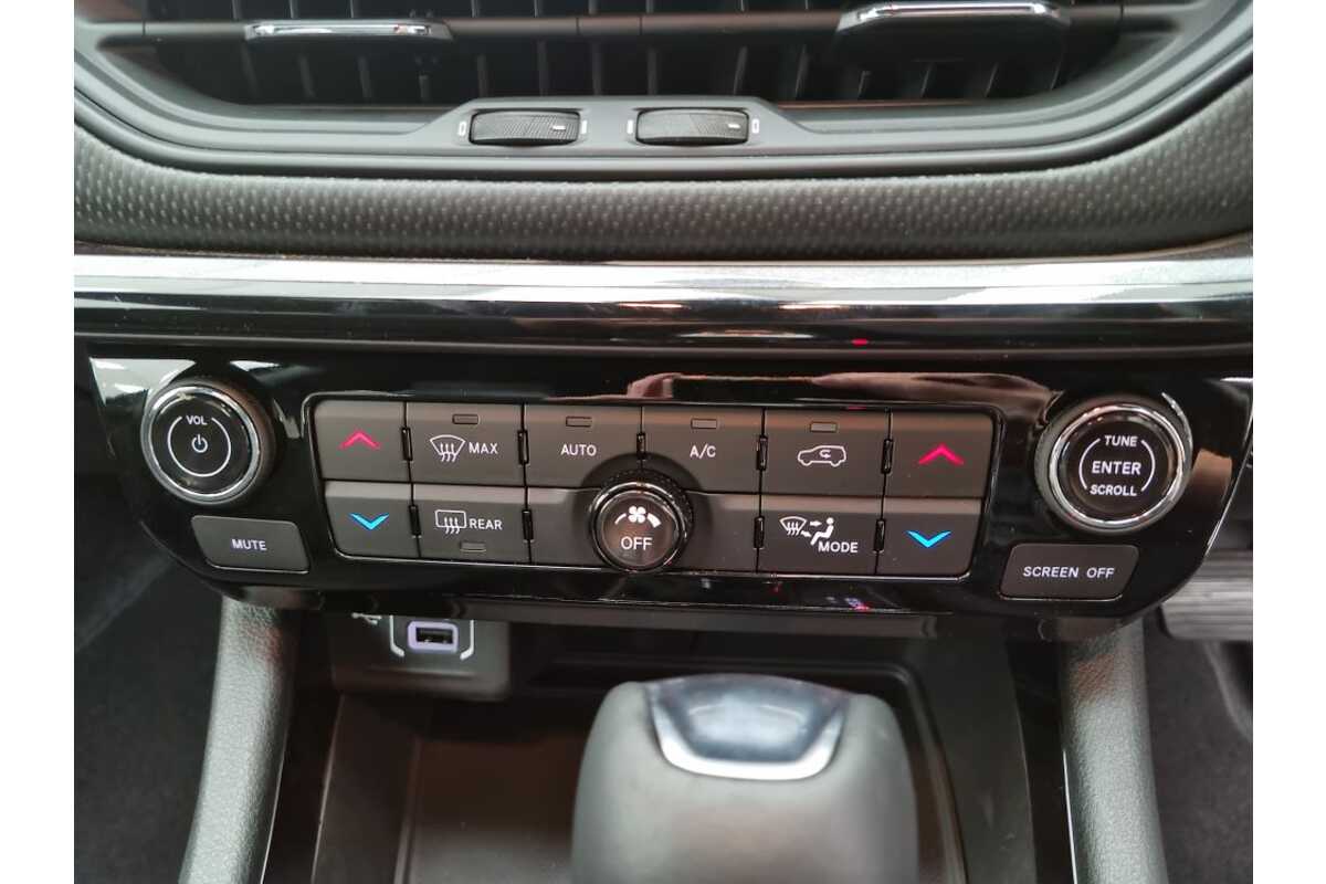 2023 Jeep Compass Night Eagle M6