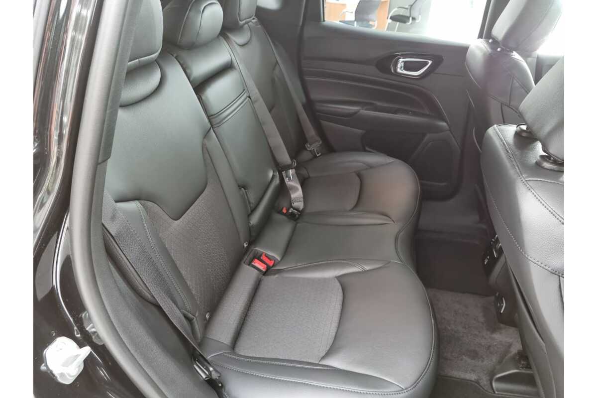 2023 Jeep Compass Night Eagle M6