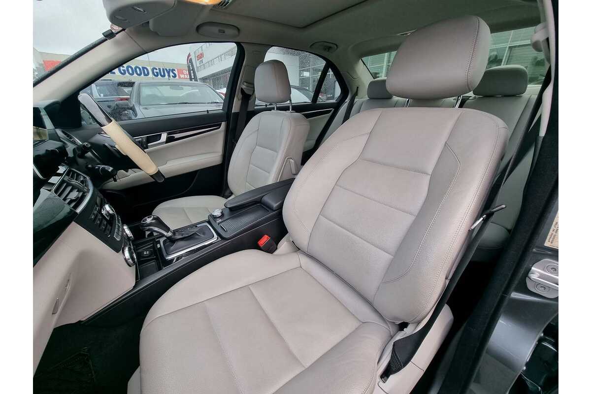 2011 Mercedes Benz C-Class C250 CGI Elegance W204