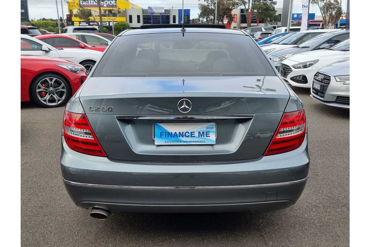 2011 Mercedes Benz C-Class C250 CGI Elegance W204