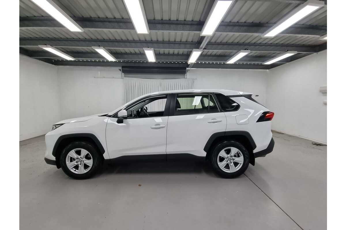 2021 Toyota RAV4 GX MXAA52R