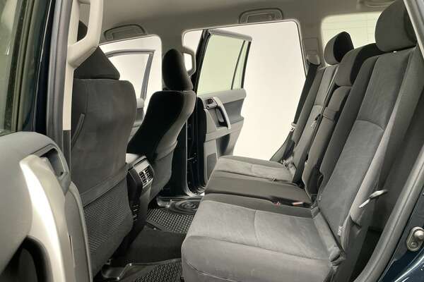 2023 Toyota Landcruiser Prado GX
