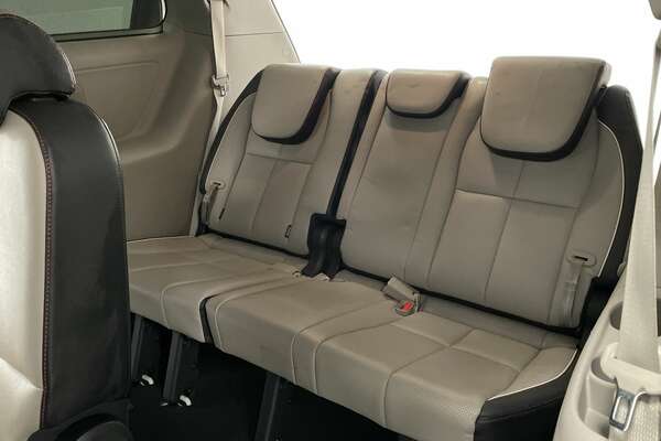 2019 Kia Carnival Platinum