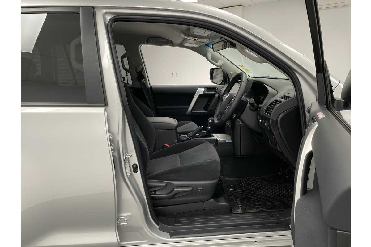 2023 Toyota Landcruiser Prado GXL