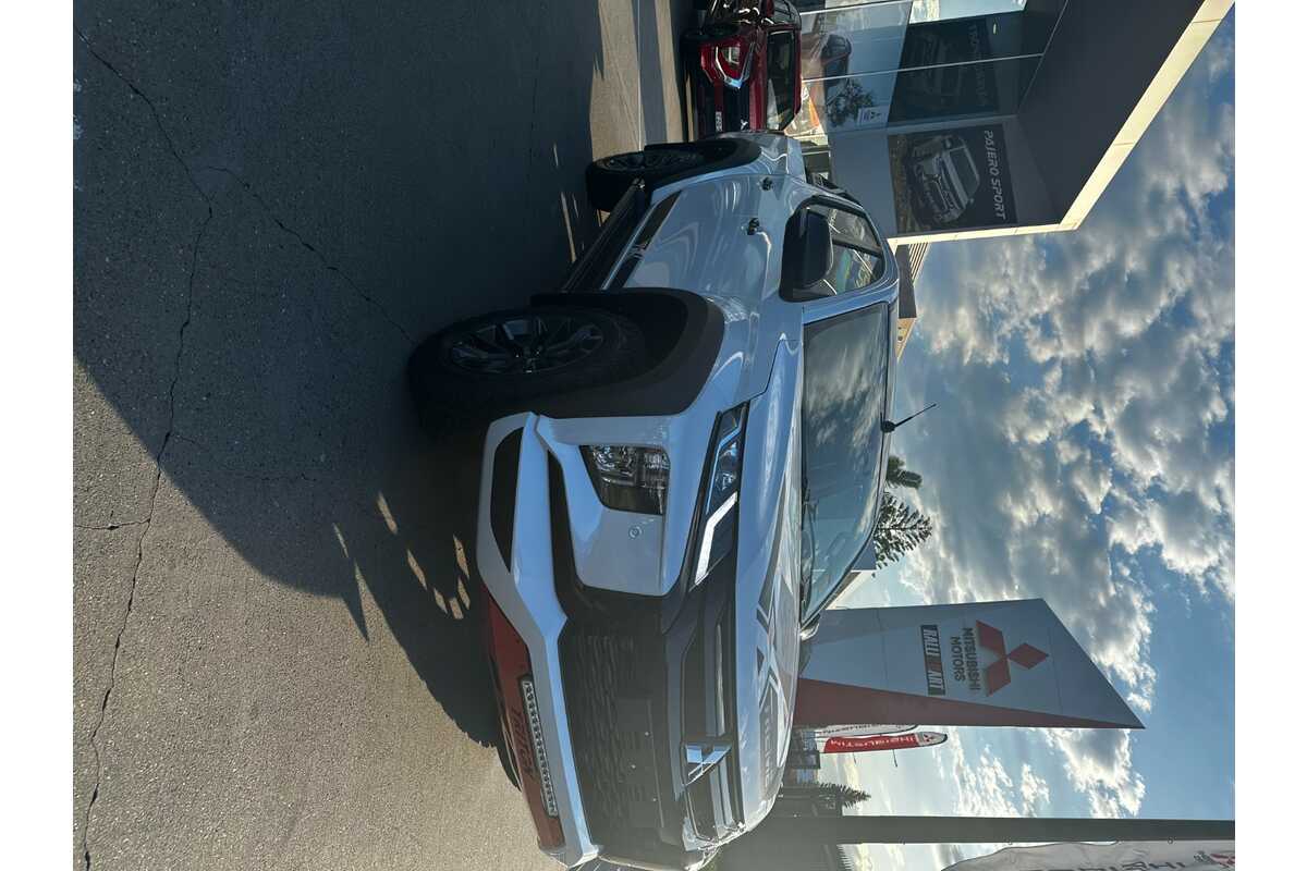 2023 Mitsubishi Triton Xtreme MR