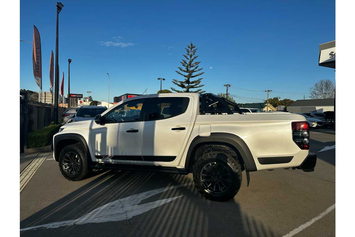 2023 Mitsubishi Triton Xtreme MR