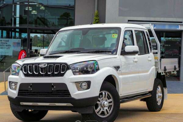 2022 Mahindra PIK-UP S11