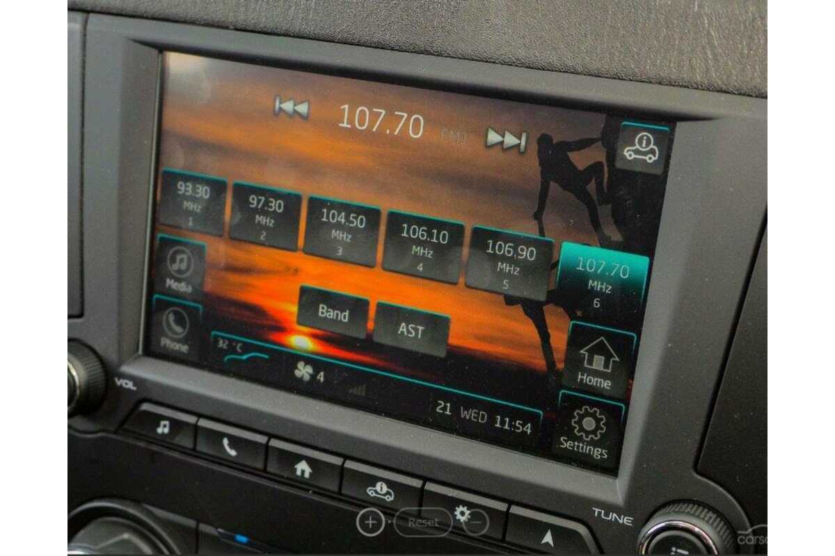 2022 Mahindra PIK-UP S11