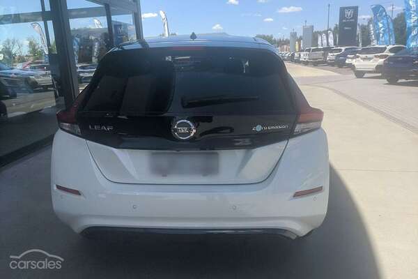 2023 Nissan LEAF e+ ZE1