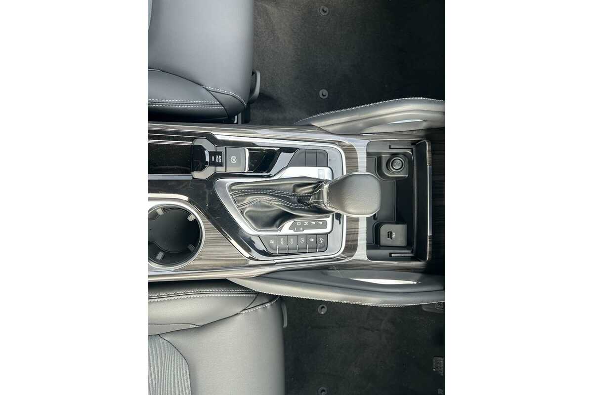 2023 LDV D90 Executive SV9A