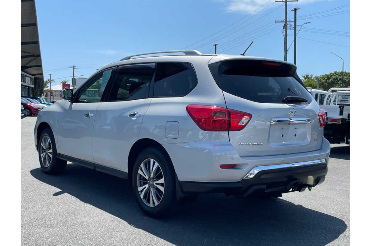 2017 Nissan Pathfinder ST R52 Series II