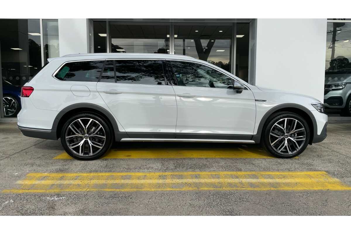 2023 Volkswagen Passat Alltrack 162TSI Premium B8