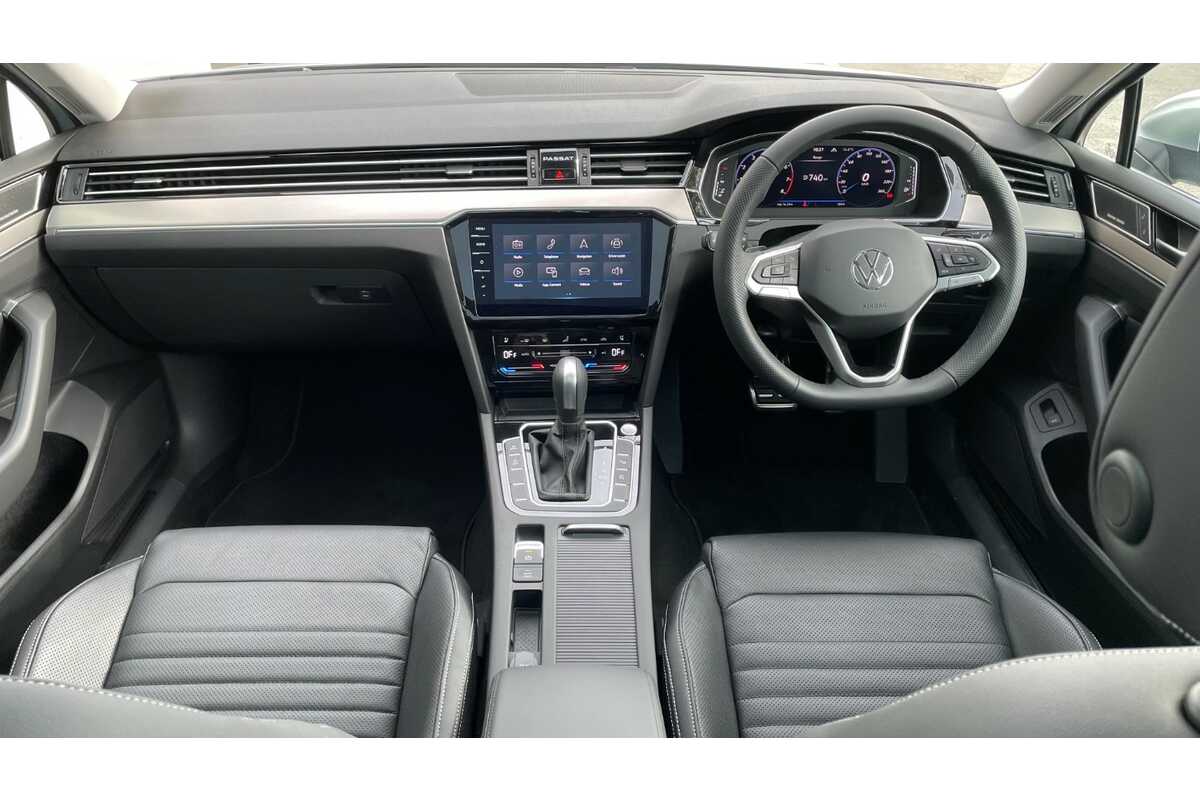 2023 Volkswagen Passat Alltrack 162TSI Premium B8