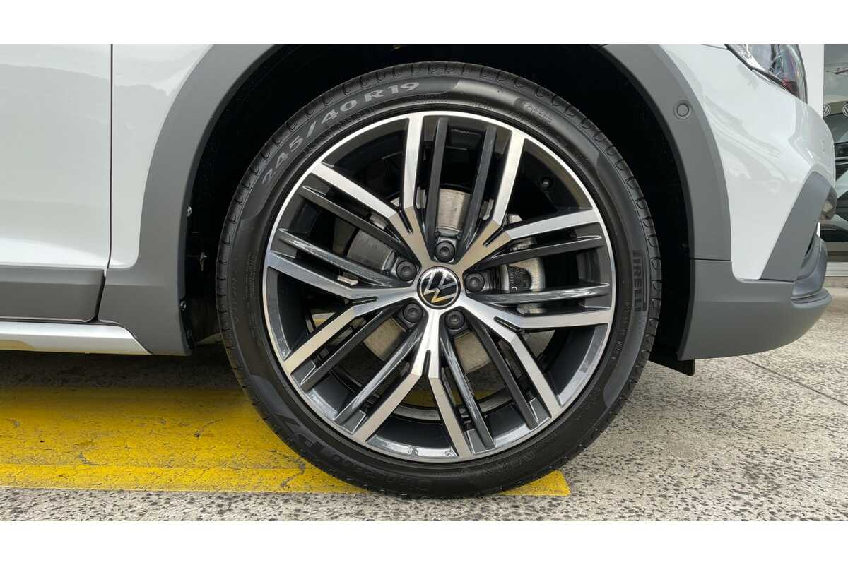 2023 Volkswagen Passat Alltrack 162TSI Premium B8