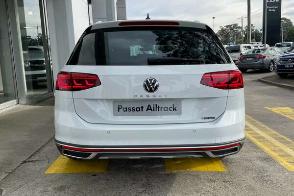 2023 Volkswagen Passat Alltrack 162TSI Premium B8