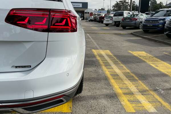 2023 Volkswagen Passat Alltrack 162TSI Premium B8