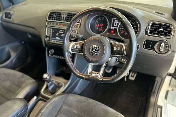 2016 Volkswagen Polo GTI 6R