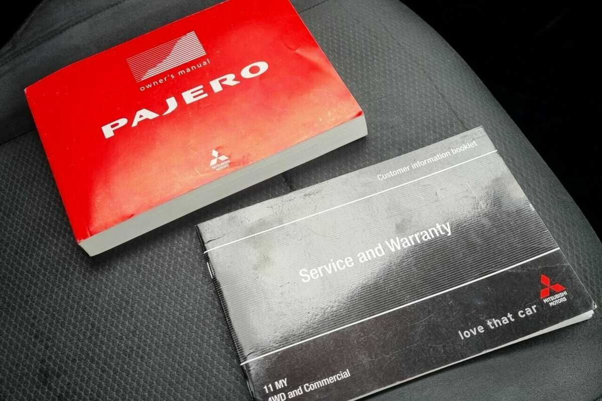 2011 Mitsubishi Pajero Platinum Edition NT MY11